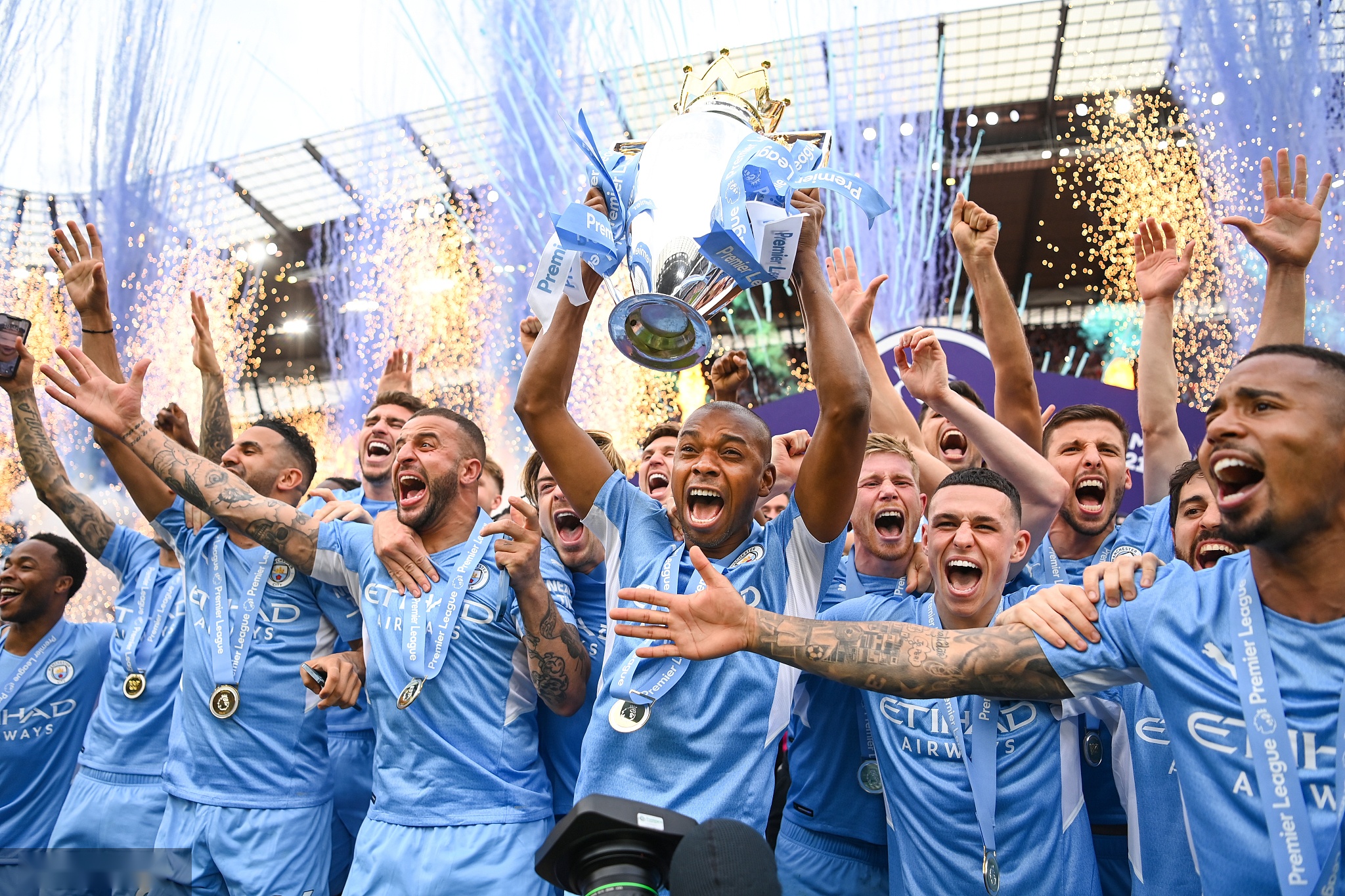 人崛起的标 人崛起的标